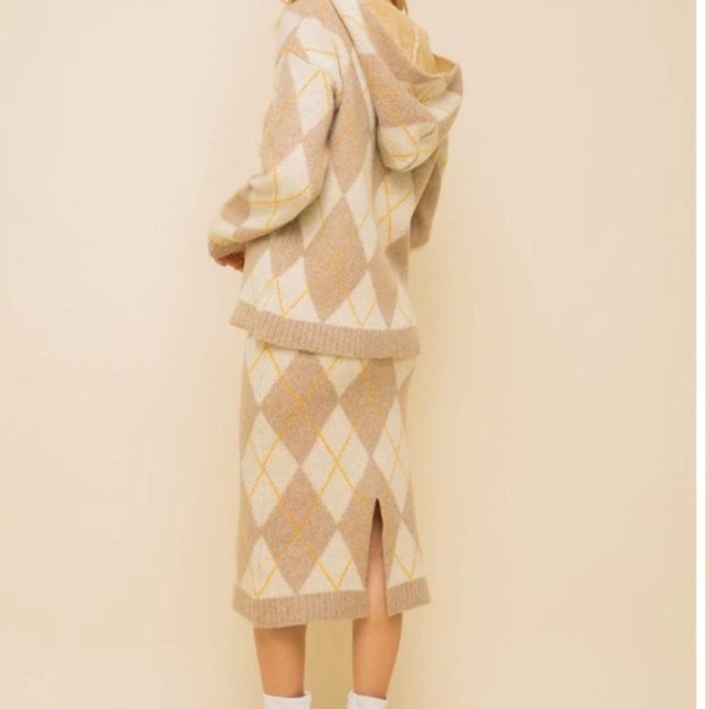 SET of Hooded Sweater + Skirt NWT - Picture 2 of 5